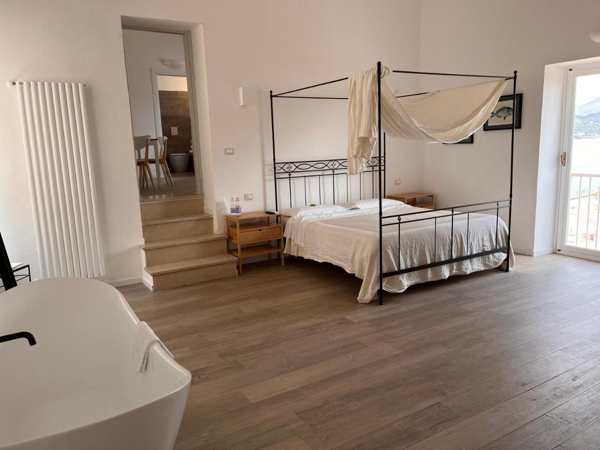 Il Bottone Al Duomo Bed & Breakfast Gaeta Exterior photo